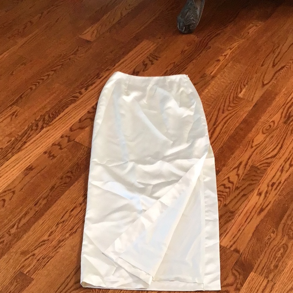 Nicole Miller beige skirt